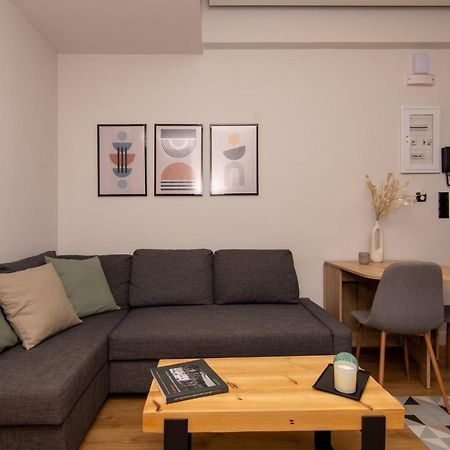 Studio 48, Cozy Apartment In Kalamata City Center Zewnętrze zdjęcie